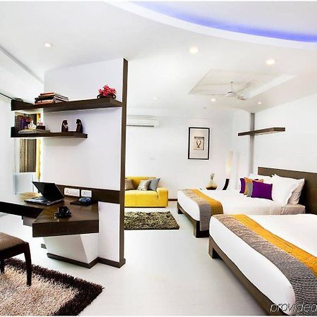 Aparthotel Melange Astris Bangalore Zimmer foto